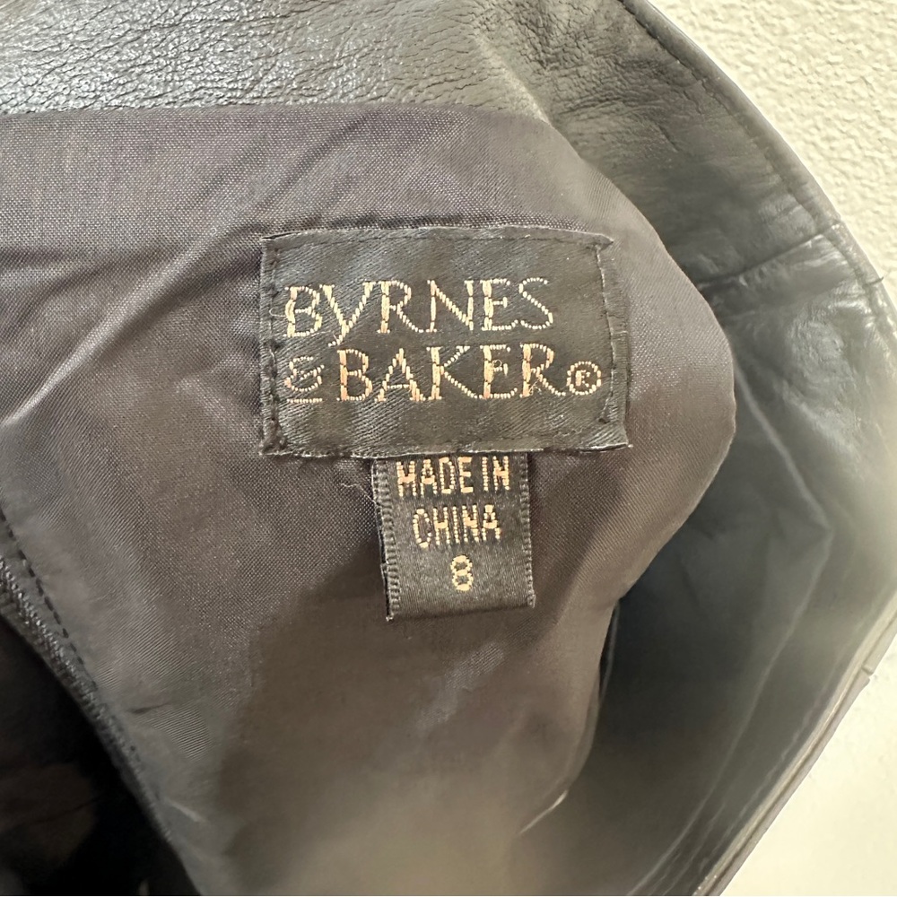 Vintage Byrnes & Baker Black Leather Pencil Straight Skirt Women’s Sz 8 - Picture 3 of 4